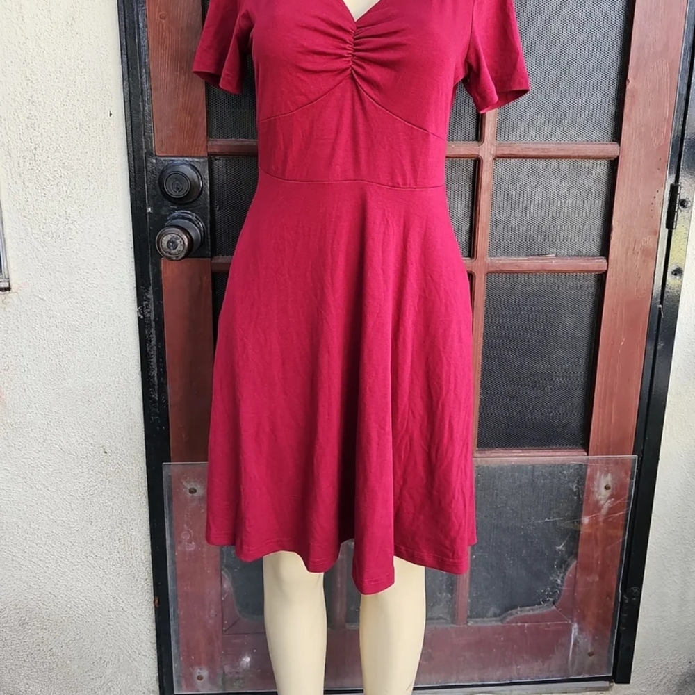 Elegant Red Women's Dress